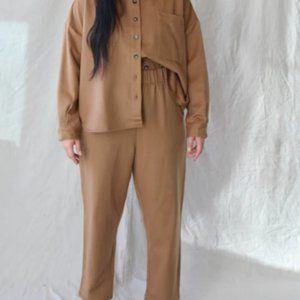 LF Markey camel wool pants sz US 6